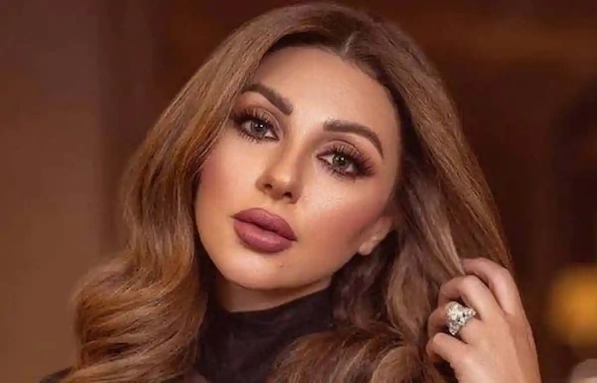إطلالة ميريام فارس أناقة رومانسية بلمسات جريئة