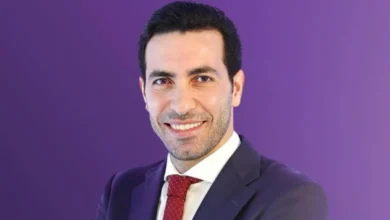 أبو تريكة يفاجئ حسام حسن