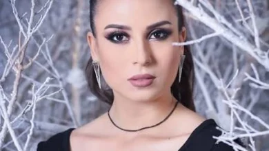 الفنانة الجزائرية سارة العلامة تشارك في ترند المكياج قبل وبعد مع رسالة للراحلة بيونة