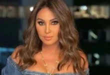 إليسا تخطف الأنظار بإطلالة استثنائية تستوحى من سحر حقبة السبعينيات