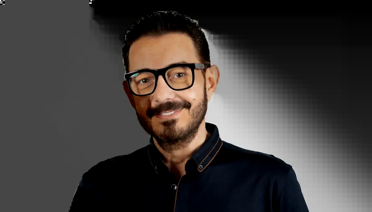 أحمد زاهر: البطولة ليست بالاسم على الأفيش وزواج ابنتي ليلى أصعب لحظة في حياتي