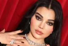 هيفاء وهبي تخطف الأنظار في ستوكهولم بفستان قصير