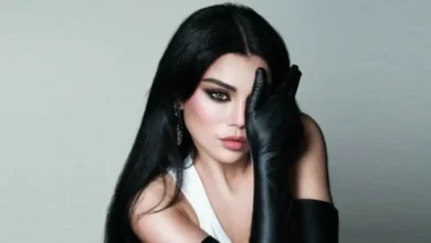 هيفاء وهبي تشعل الساحل الشمالي بفستان ذهبي ومجوهرات بـ100 ألف دولار