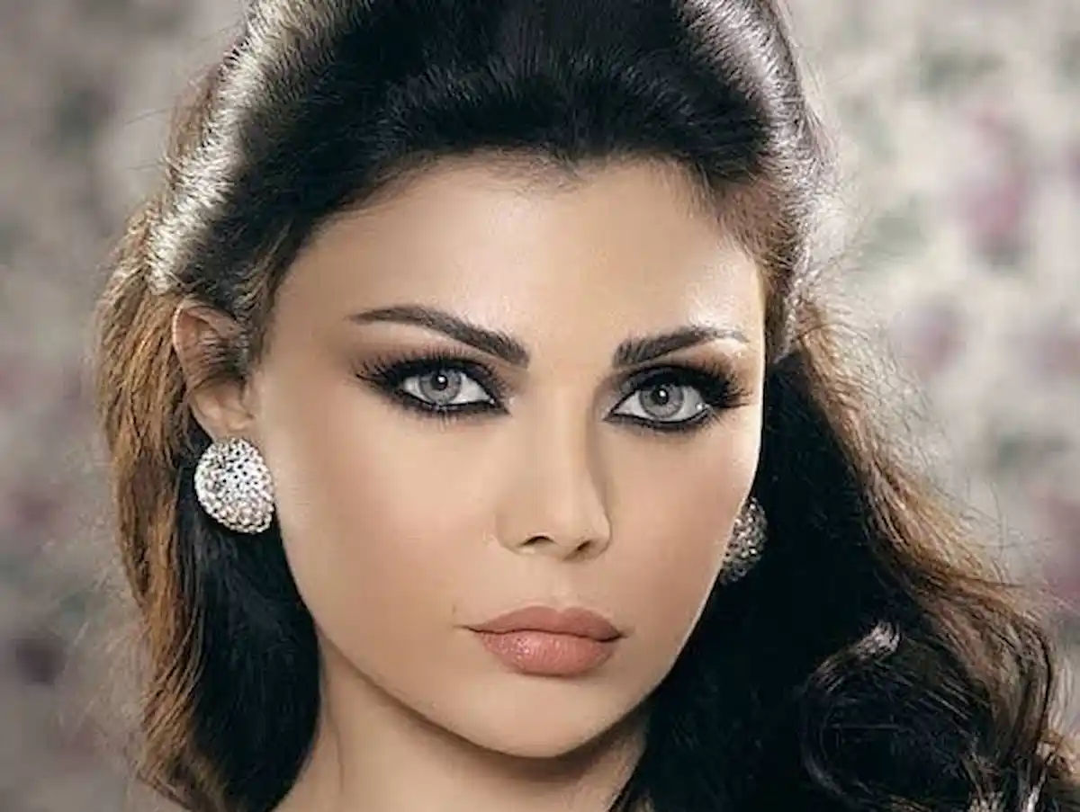 هيفاء وهبي تشعل الساحل الشمالي