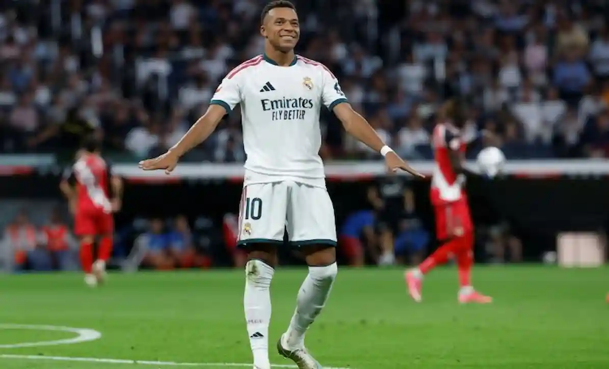ثنائية مبابي تقود ريال مدريد لسحق رايو فايكانو واستعادة الوصافة في الليغا