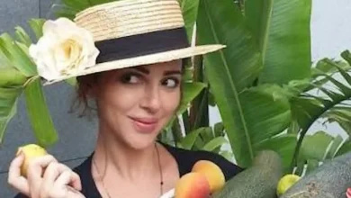 ابن ميريام فارس يخطف الأنظار بشعره الطويل