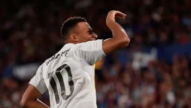 تصريح ناري عن رافينيا ومبابي يفجر السوشيال ميديا بعد تألق البرازيلي مع فليك