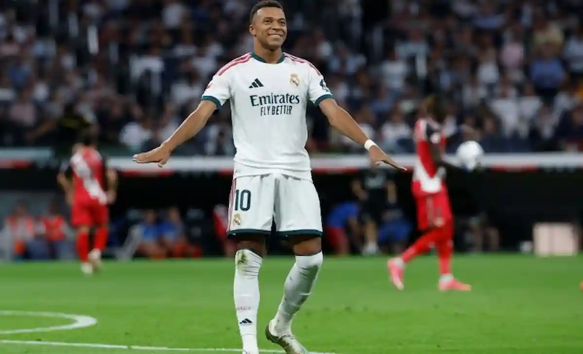 ثنائية مبابي تقود ريال مدريد لسحق رايو فايكانو واستعادة الوصافة في الليغا