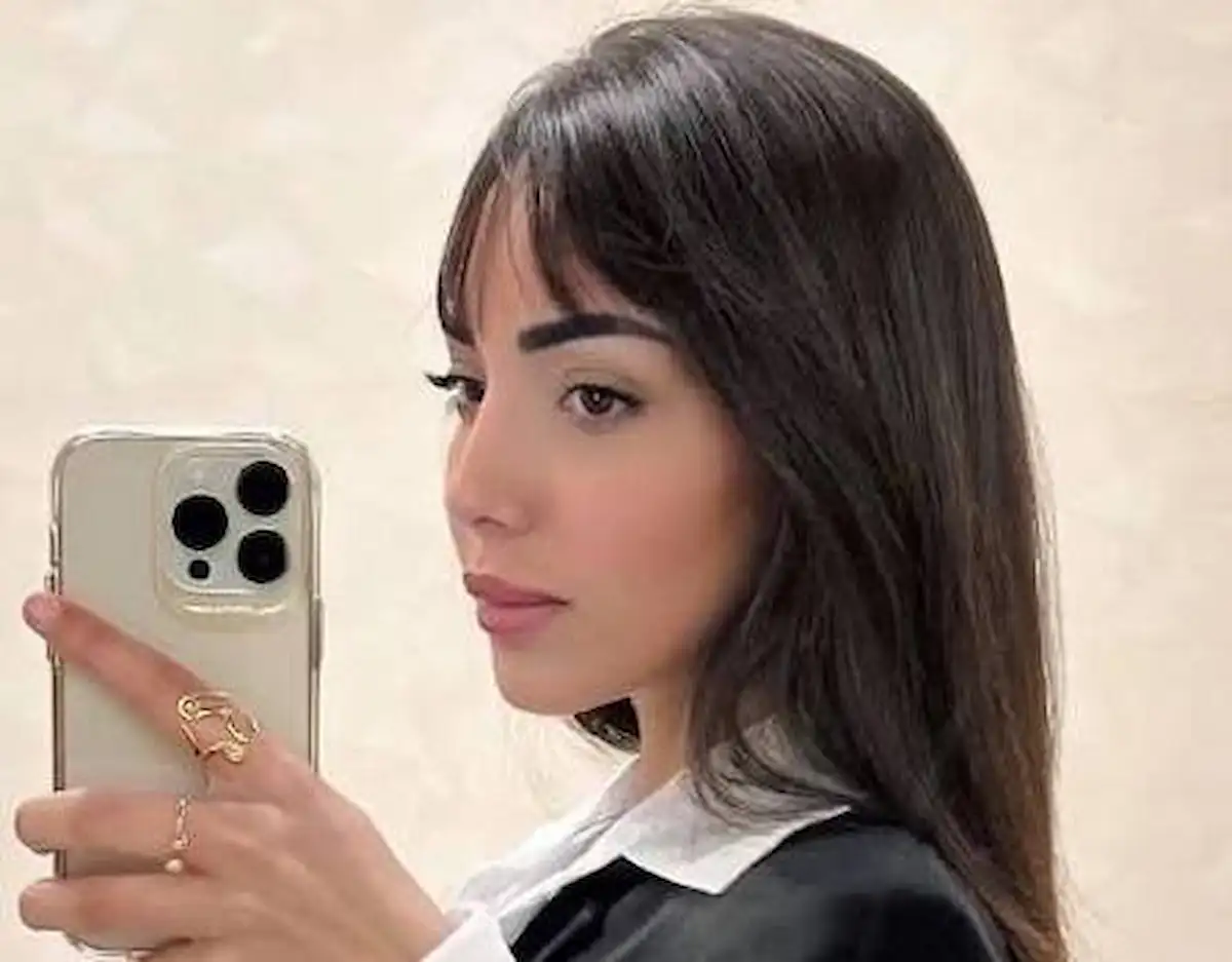 نور الزاهد بملابس كاجوال تكشف رشاقتها وقوامها الممشوق وتشعل انستجرام