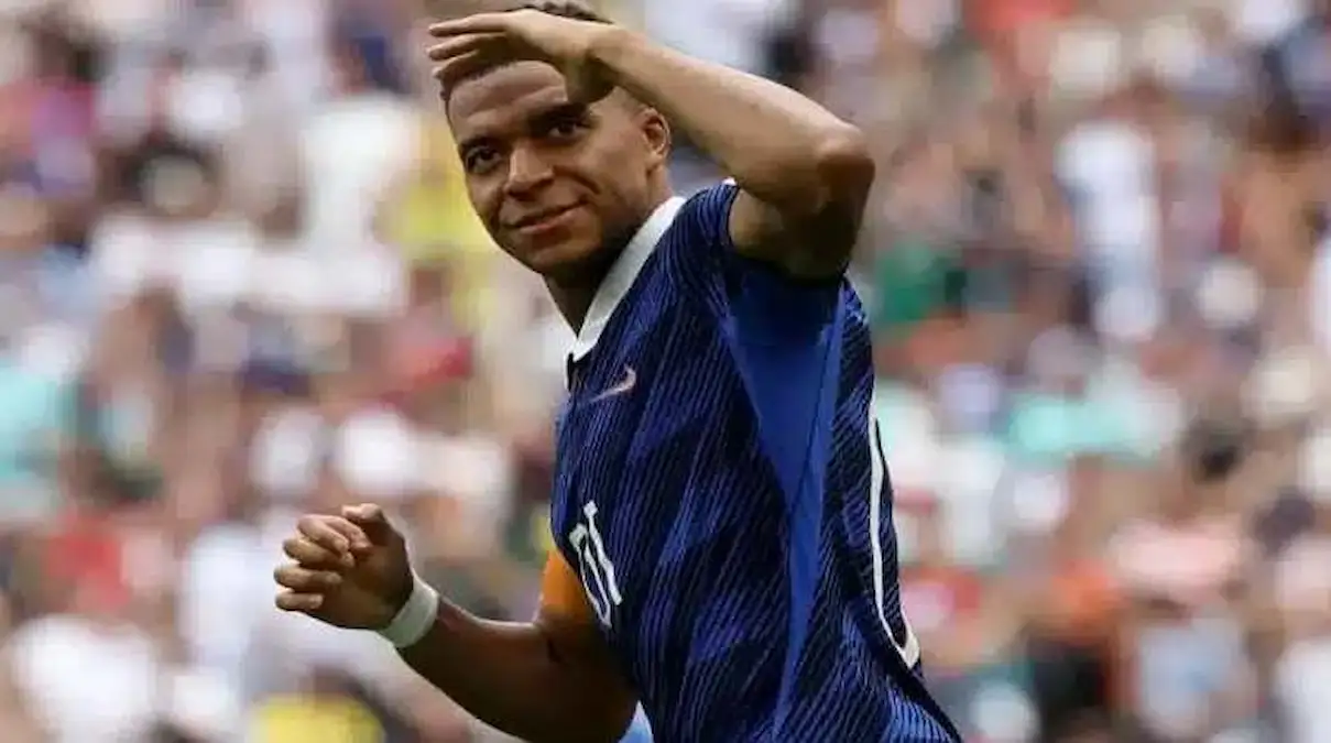 لن تصدق مبابي يترك ريال مدريد وينضم لشرطة باريس؟