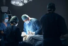 جراحة تاريخية بديلة تنقذ جنينًا من الموت