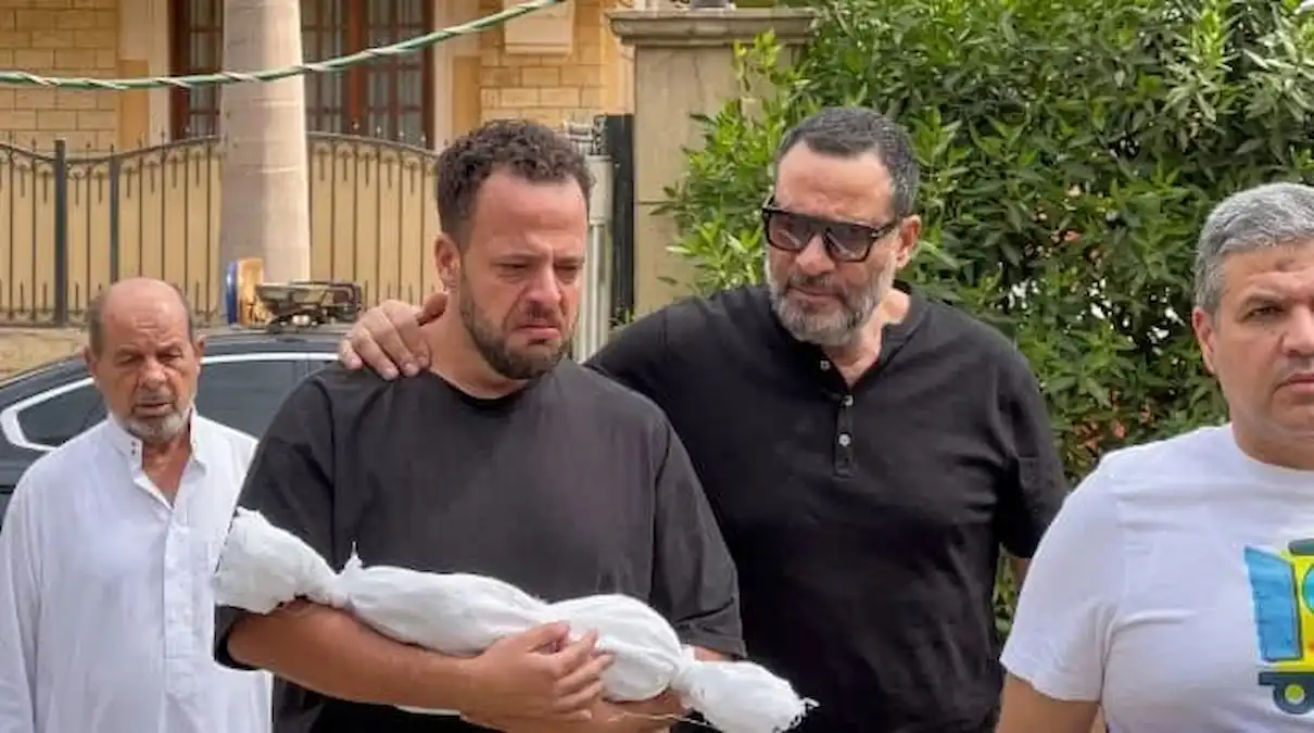 وفاة حفيد ماجد المصري بعد 8 أيام من ولادته